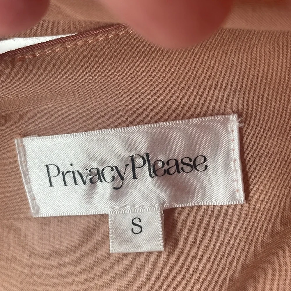 Privacy Please Off Shoulder Dress in Pink S A21 - Picture 3 of 8